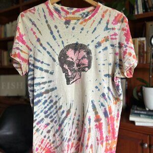 Imogene and Willie Tie-Dye Skull Graphic Tee – Small